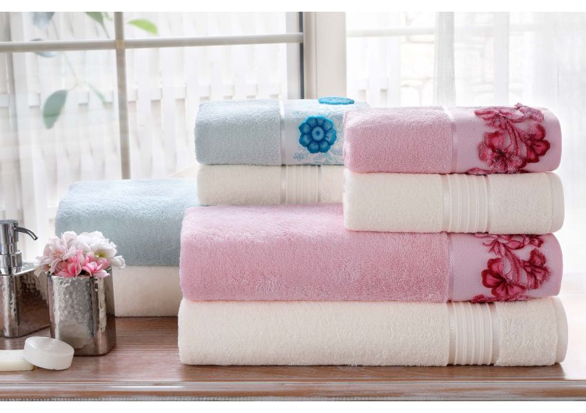 aster towel & bathrobe set 